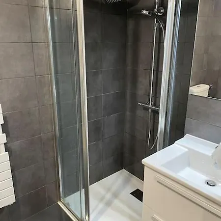 Lägenhet Parking Gratuit Grande Terrasse Proche Centre