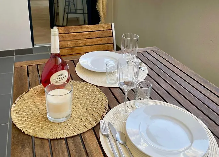 Parking Gratuit Grande Terrasse Proche Centre * Ajaccio (Corsica)